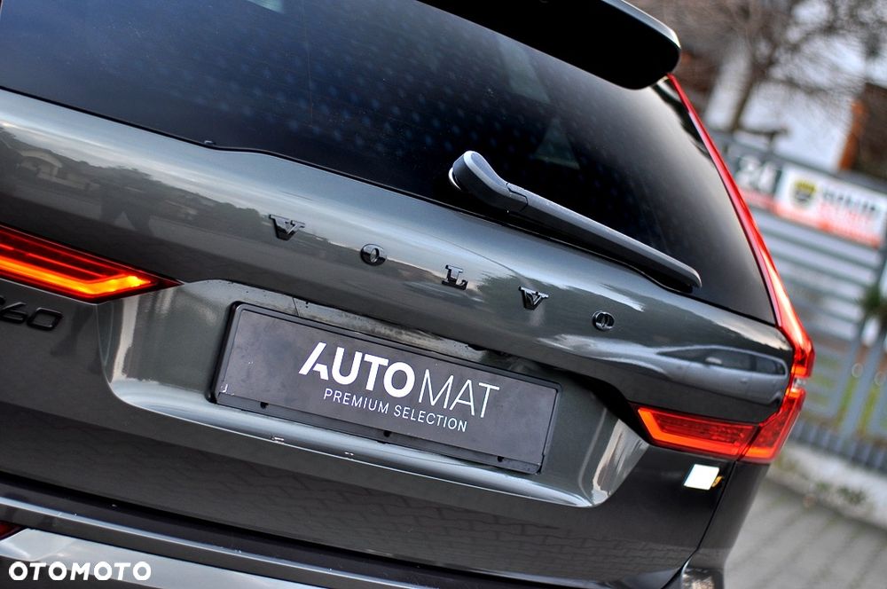 Volvo XC 60 T6 AWD Recharge Geartronic RDesign - 5