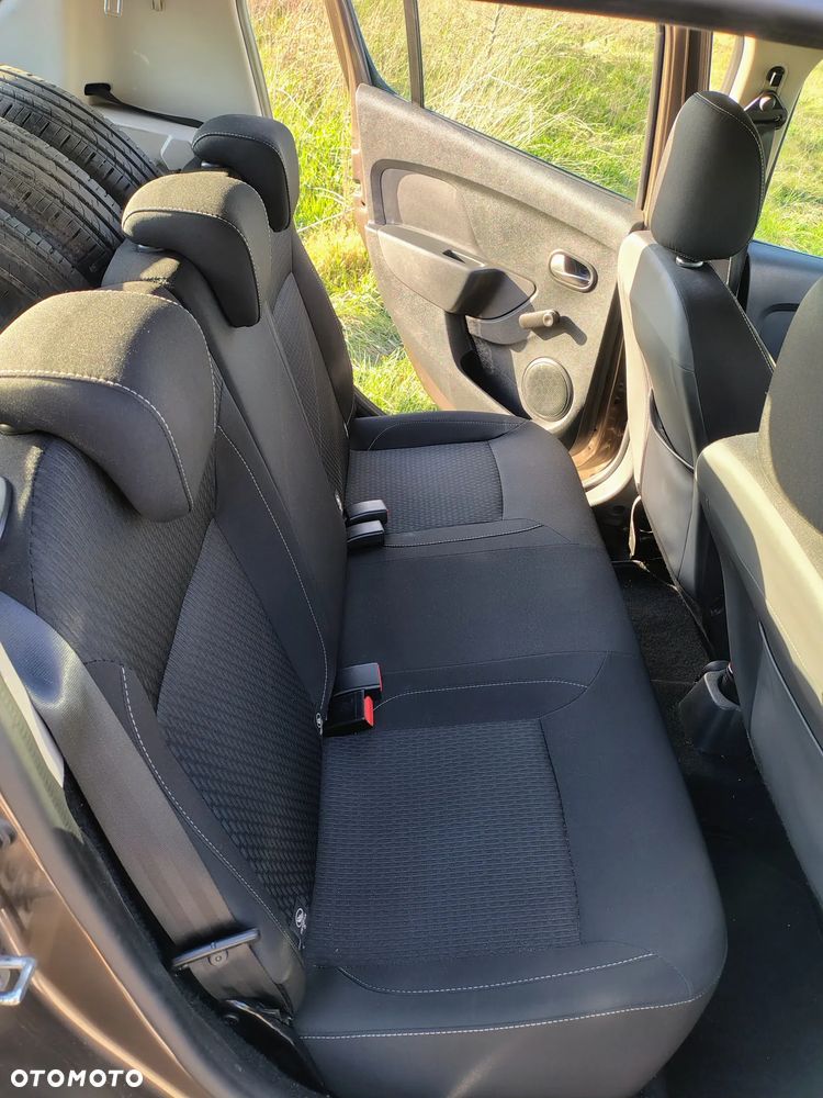Dacia Sandero 1.0 SCe Laureate - 14