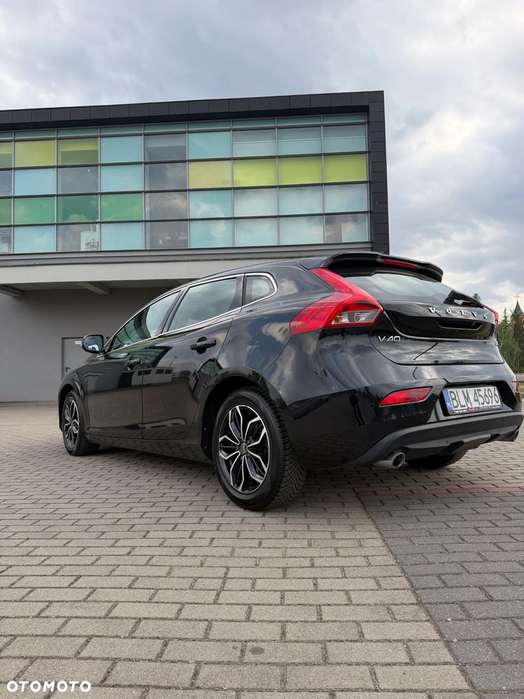 Volvo V40 - 1