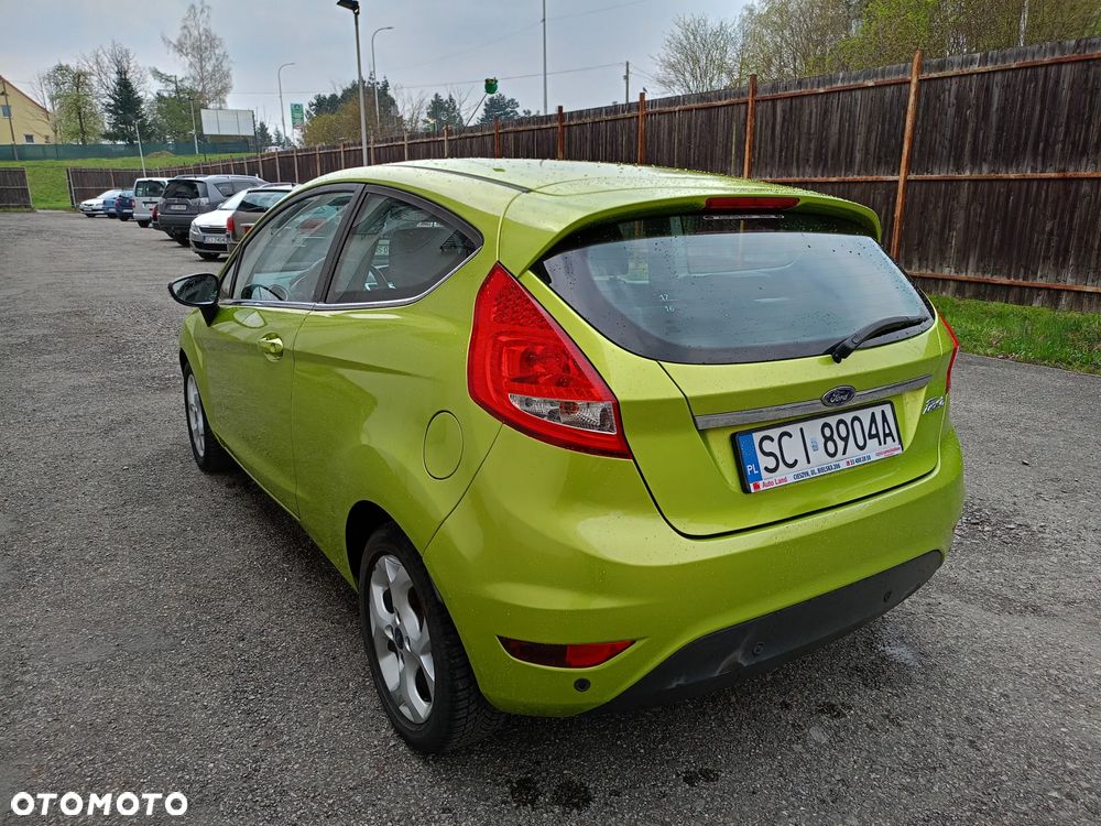 Ford Fiesta 1.4 Autom Titanium - 3