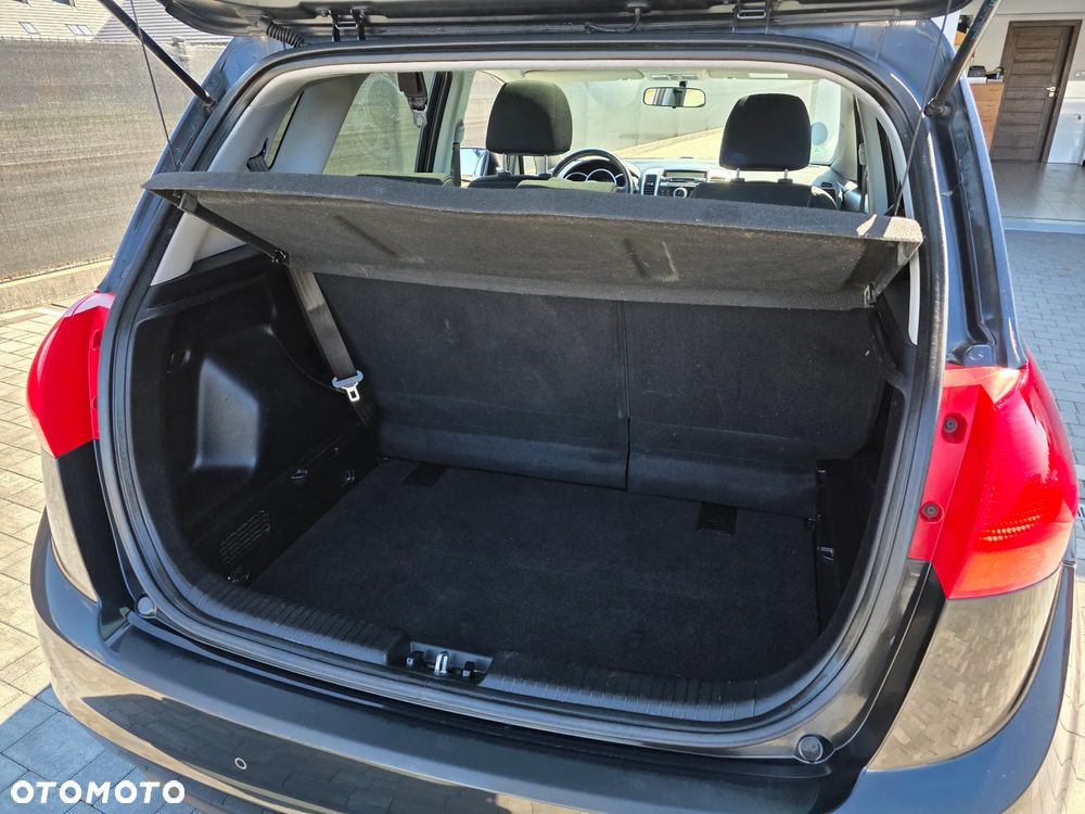 Kia Venga 1.4 CVVT Titanium Collection - 25