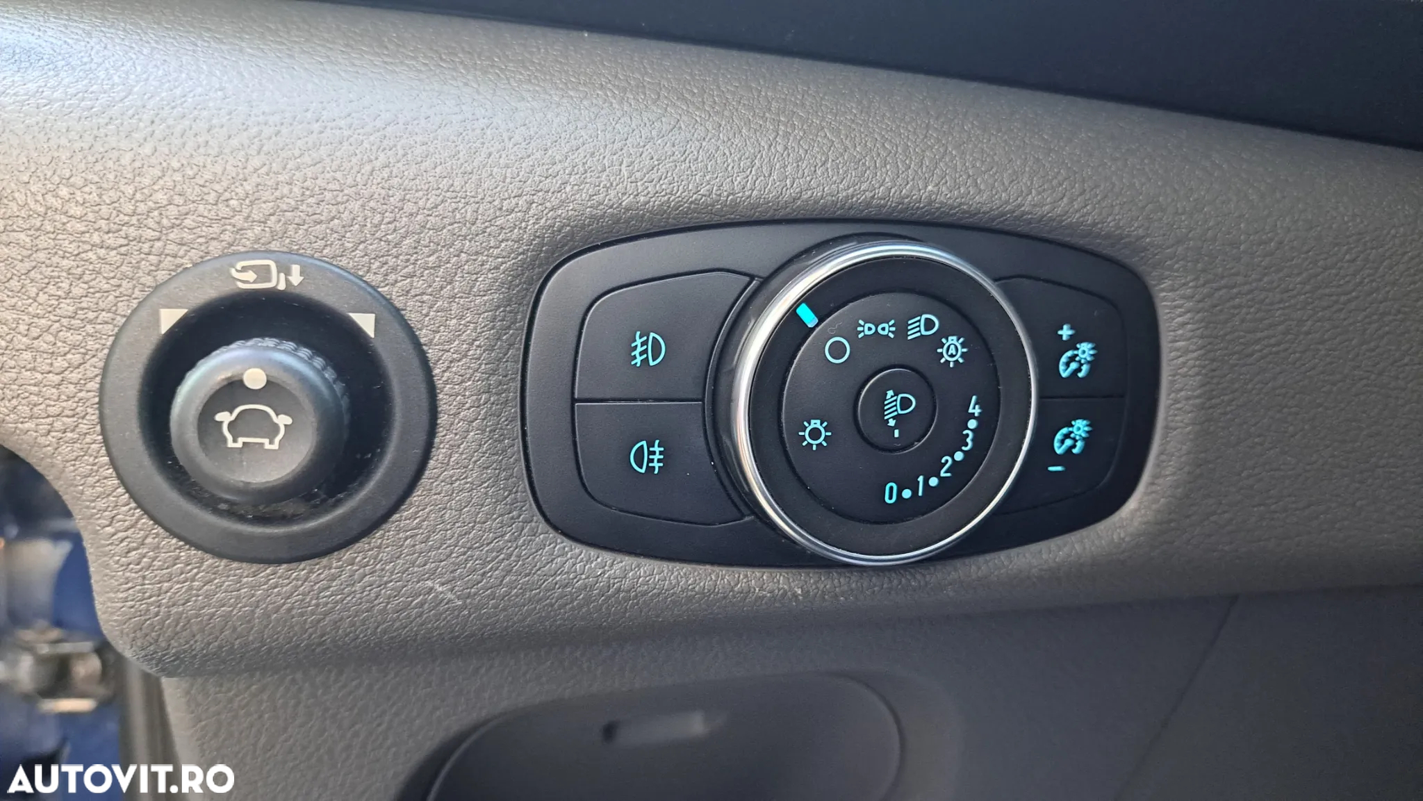 Ford Transit 350 2.0 EcoBlue 170 CP L3H2 Kombi FWD Trend - 33
