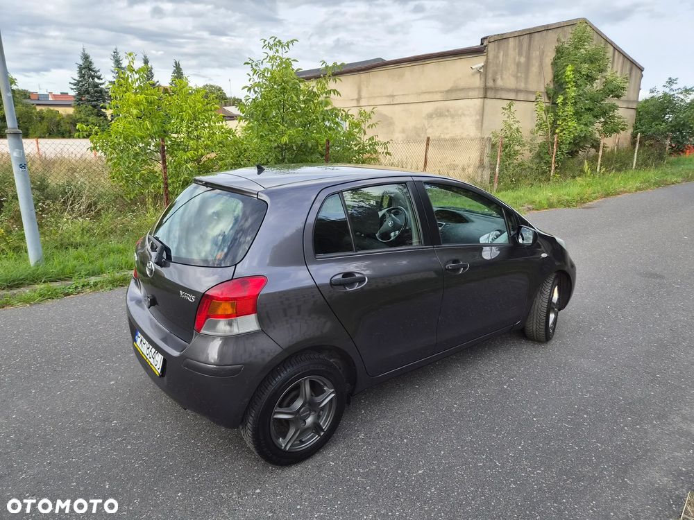 Toyota Yaris 1.33 VVT-i Sol - 7