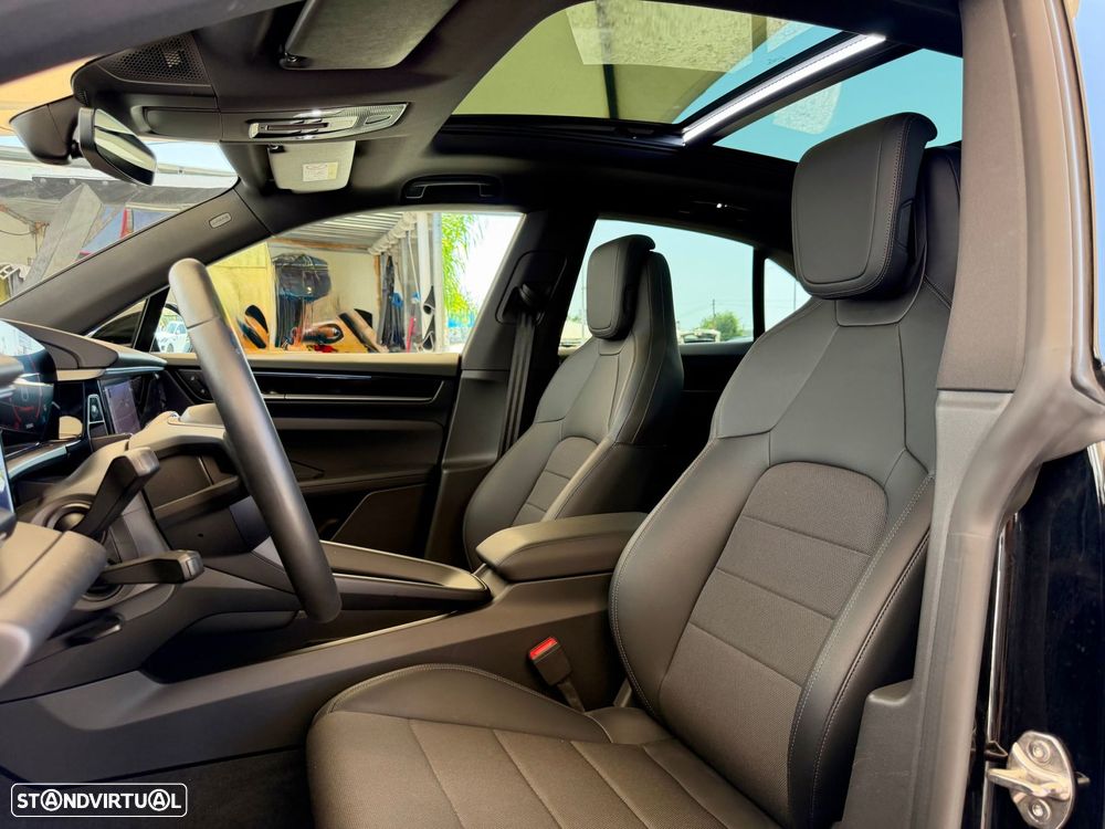 Porsche Macan Electric - 22