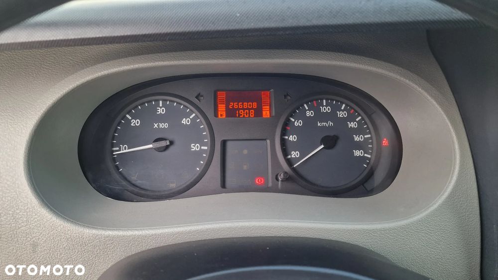 Renault Master - 15