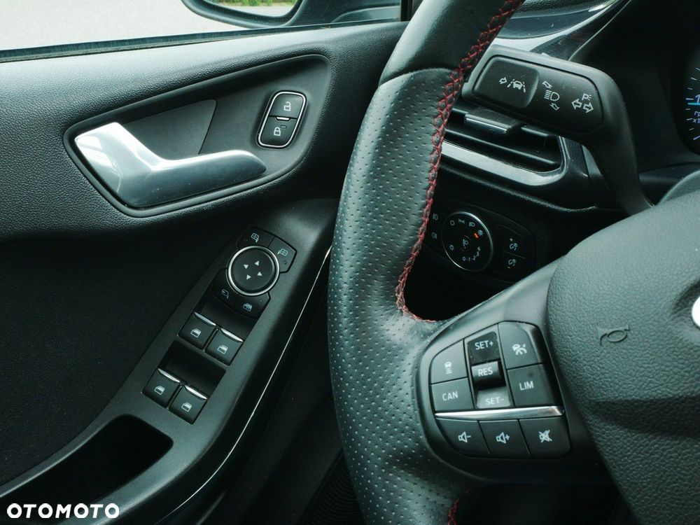 Ford Fiesta - 22