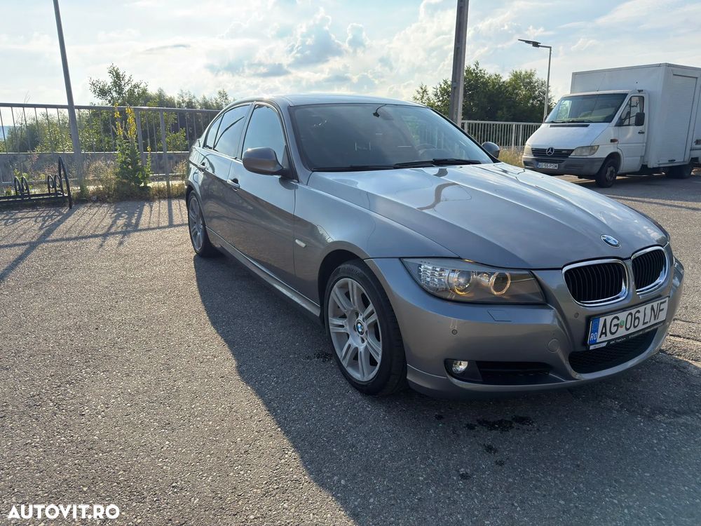 BMW Seria 3 320d DPF Aut. Edition Exclusive - 3