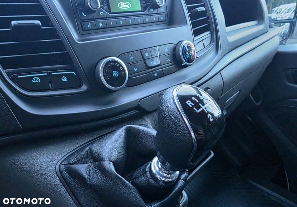 Ford Transit - 16