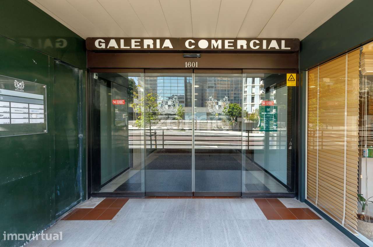 Arrendamento Espaço Comercial para Venda Av. Boavista, Porto - Grande imagem: 2/19