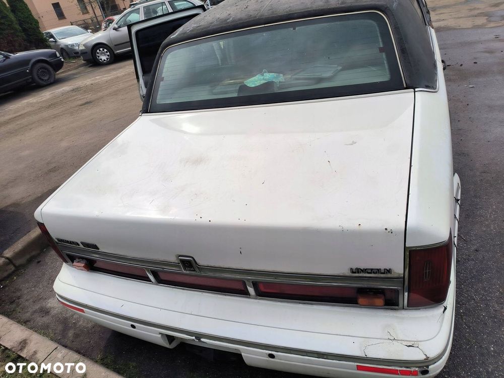 Lampa tylna prawa Lincoln Town Car II Limuzyna - 2