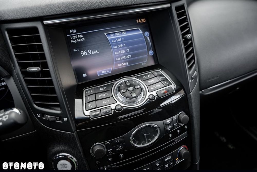 Infiniti QX70 3.0d S - 31