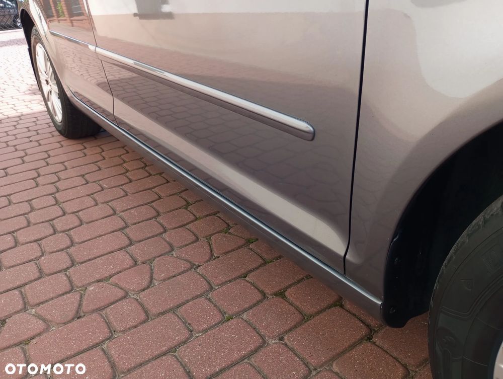 Volkswagen Golf Plus - 16