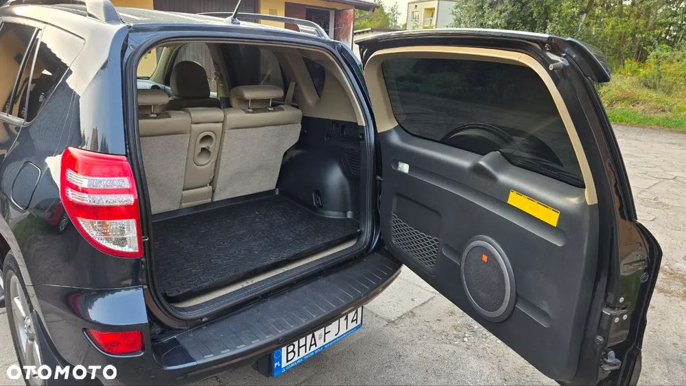 Toyota RAV4 2.2 D-4D Premium - 7