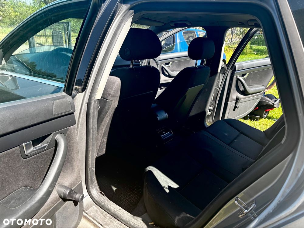 Audi A4 Avant 2 - 4