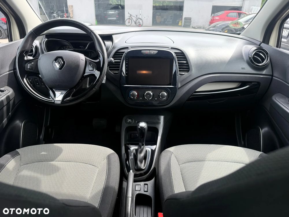 Renault Captur - 12