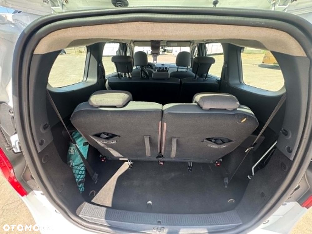 Dacia Lodgy dCi 90 Ambiance - 16