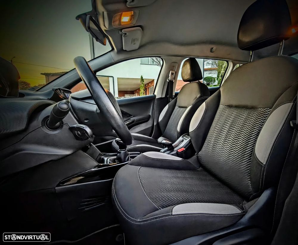 Peugeot 2008 1.6 BlueHDi Active - 17