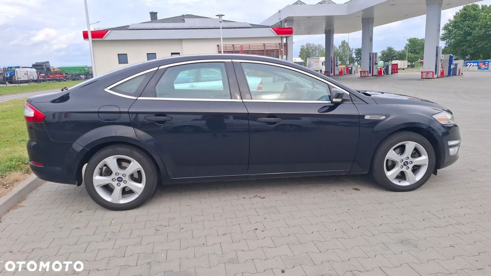 Ford Mondeo 2.0 TDCi Ghia - 4