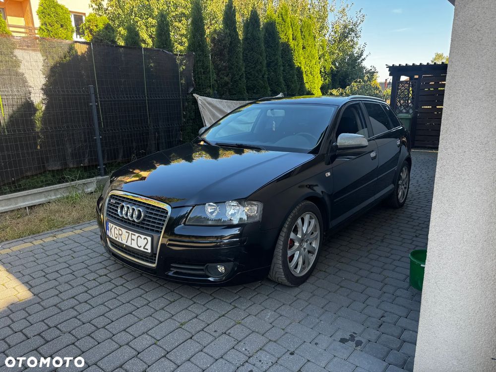 Audi A3 Sportback - 1
