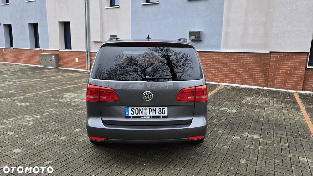 Volkswagen Touran 2.0 TDI Highline - 6