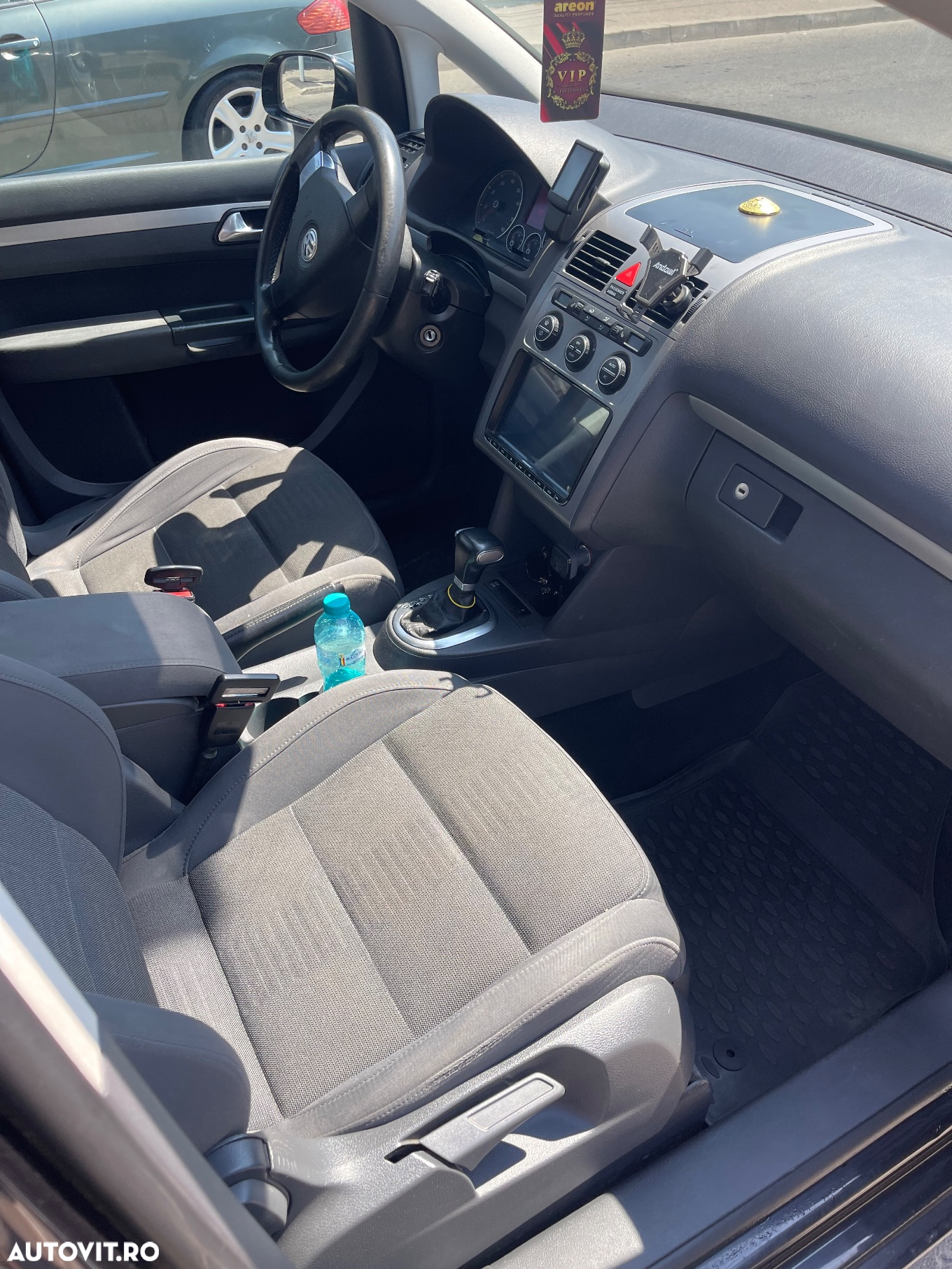 Volkswagen Touran Cross 1.4 TSI Aut - 2