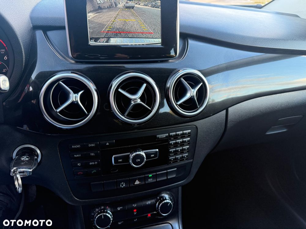 Mercedes-Benz Klasa B 180 CDI 7G-DCT - 30