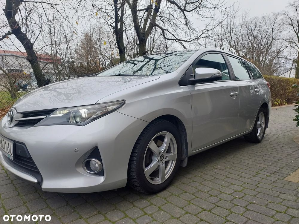 Toyota Auris 1.6 Comfort - 2