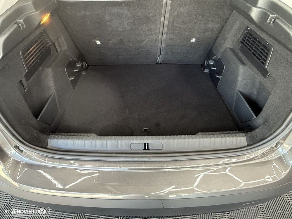 Citroën C4 1.2 PureTech Shine - 18