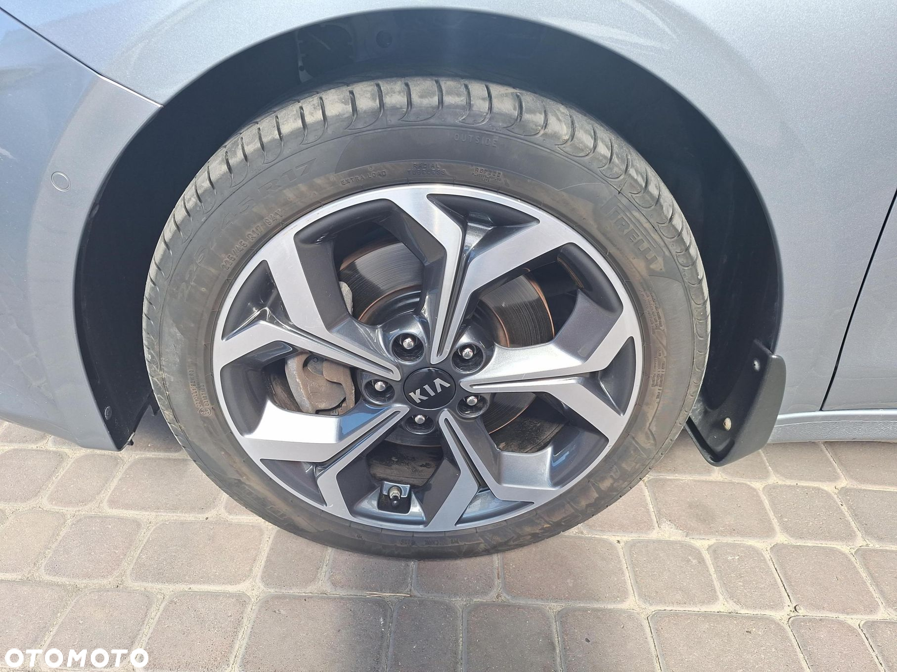 Kia Ceed - 10