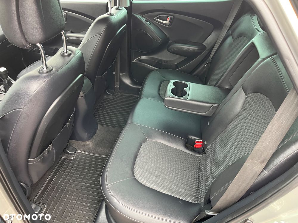 Hyundai ix35 2.0 2WD Style - 21