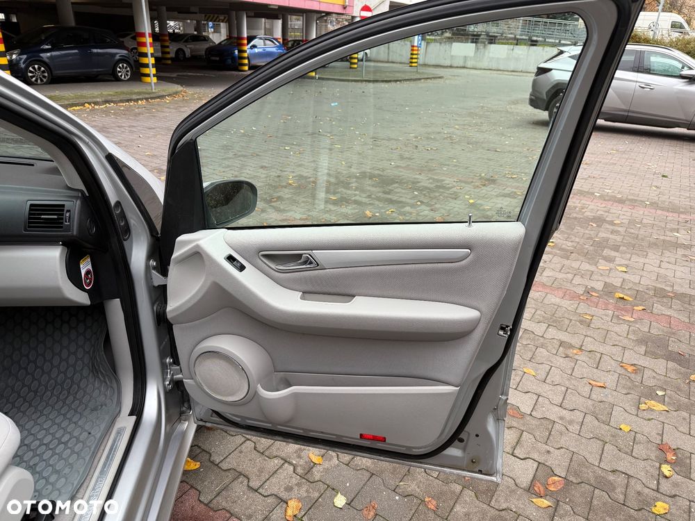 Mercedes-Benz Klasa B - 12