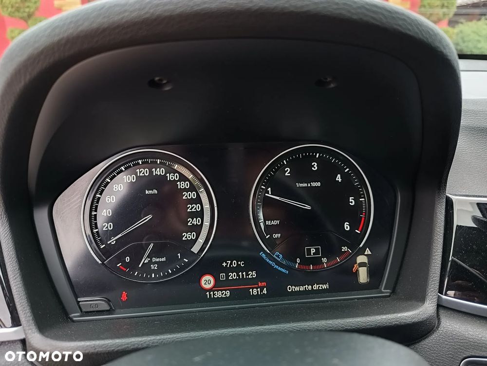 BMW X1 xDrive18d Sport Line - 29