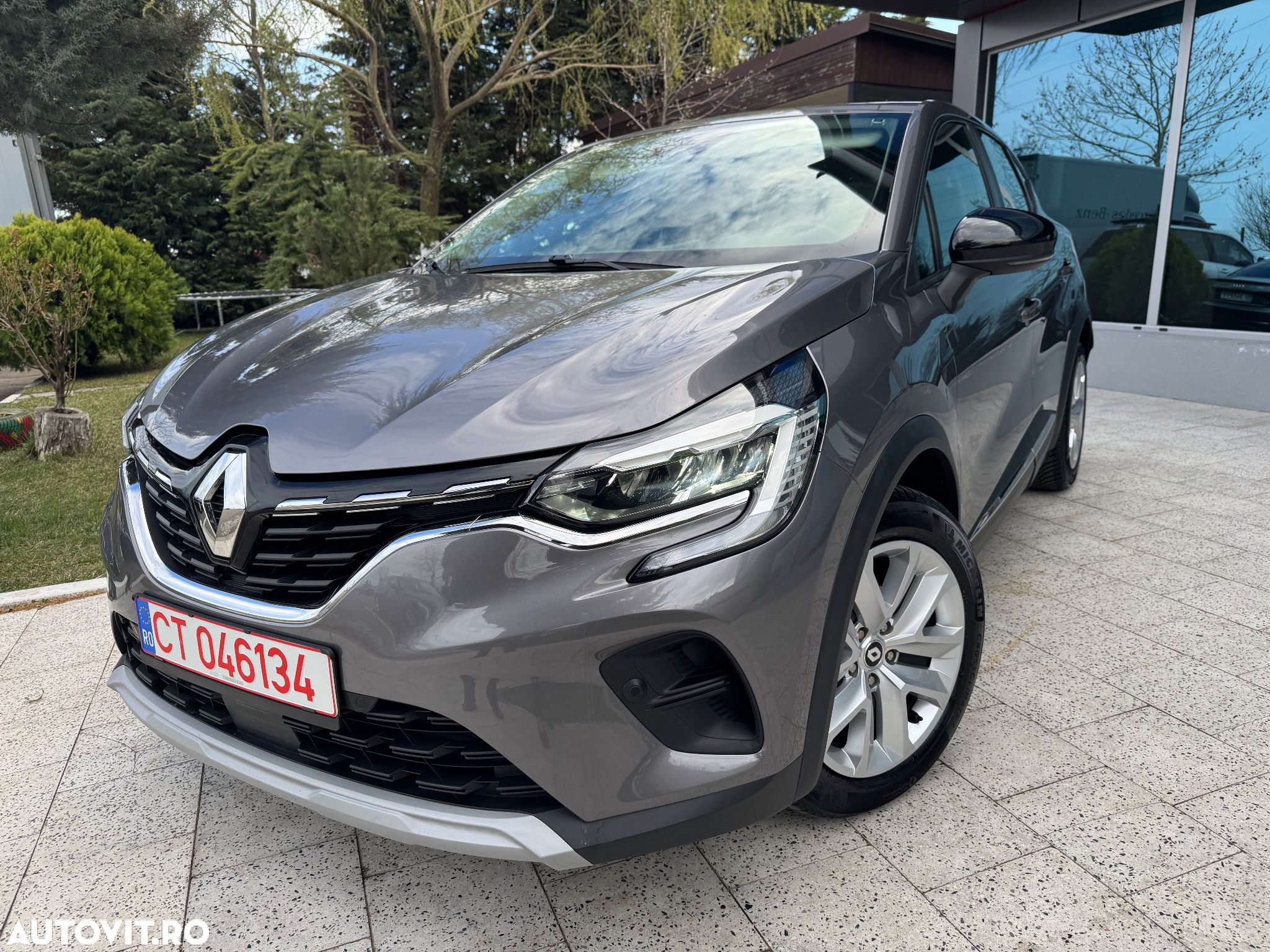 Renault Captur BLUE dCi EDC Intens - 1