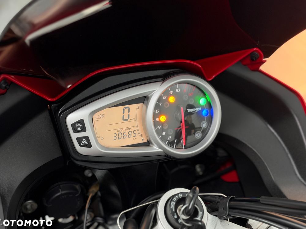 Triumph Tiger - 33