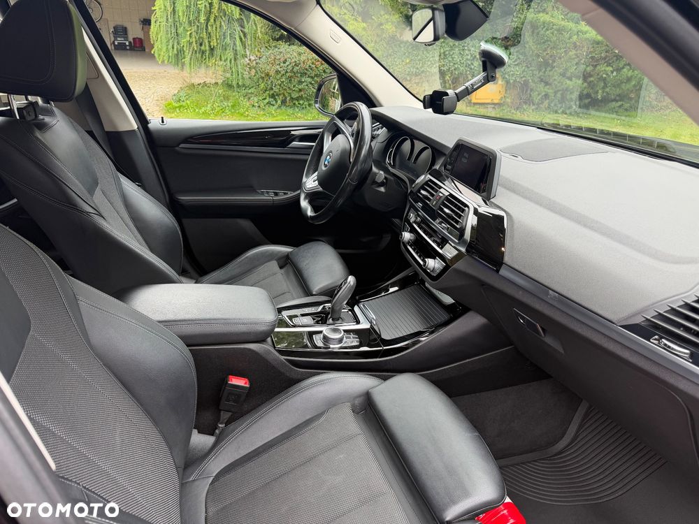 BMW X3 xDrive20i xLine - 10