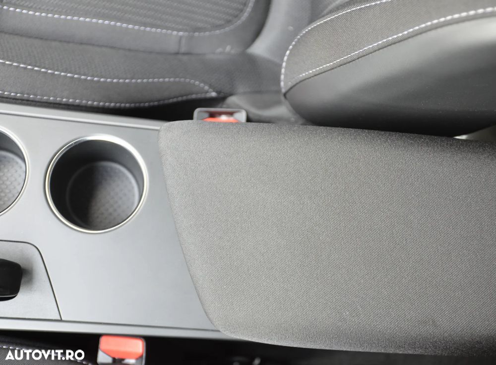 Renault Megane BLUE dCi 115 EDC BUSINESS EDITION - 36