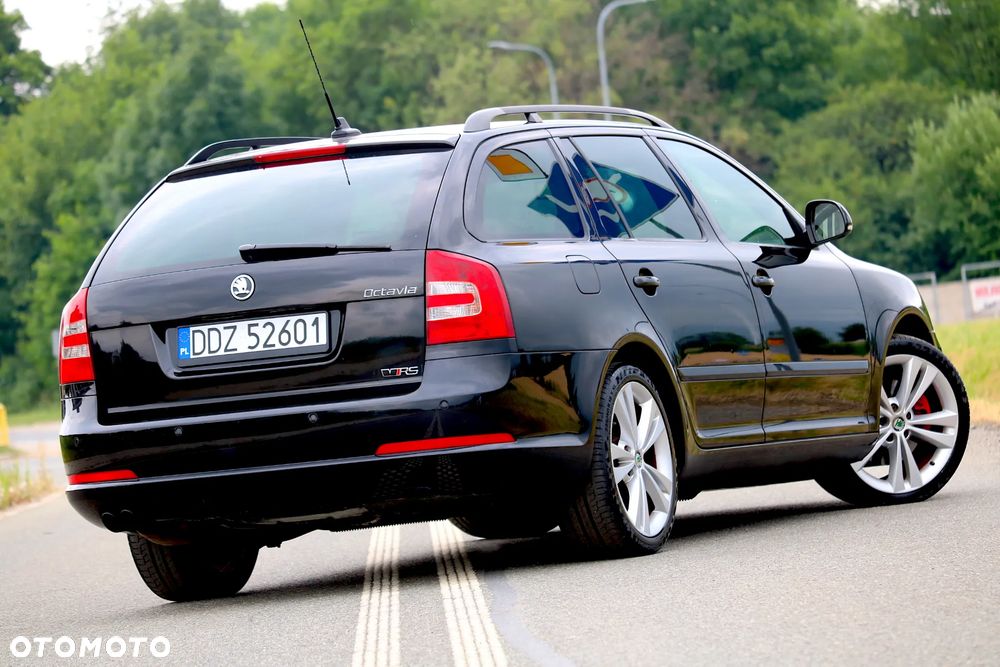 Skoda Octavia 2.0 TDI DPF RS DSG - 38