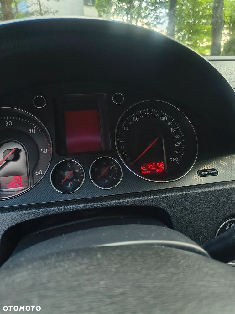 Volkswagen Passat 2.0 TDI Highline - 6