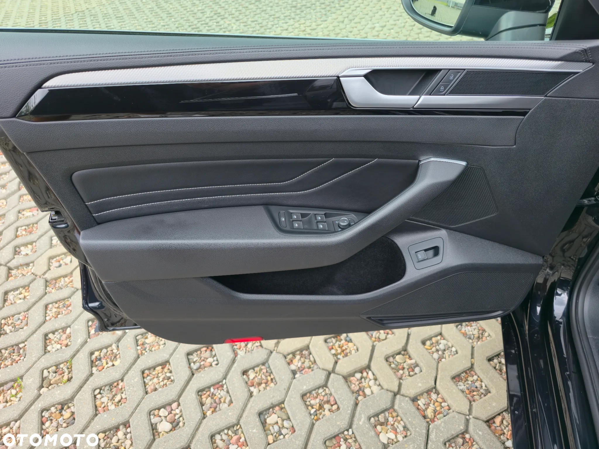 Volkswagen Arteon 2.0 TDI 4Motion R-Line DSG - 31