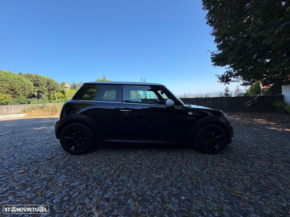 MINI 3 Portas Cooper D 50 Mayfair - 16