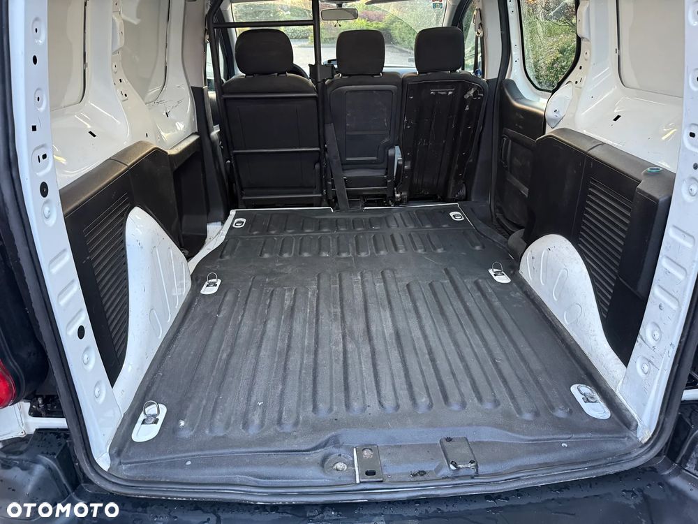 Peugeot PARTNER - 14