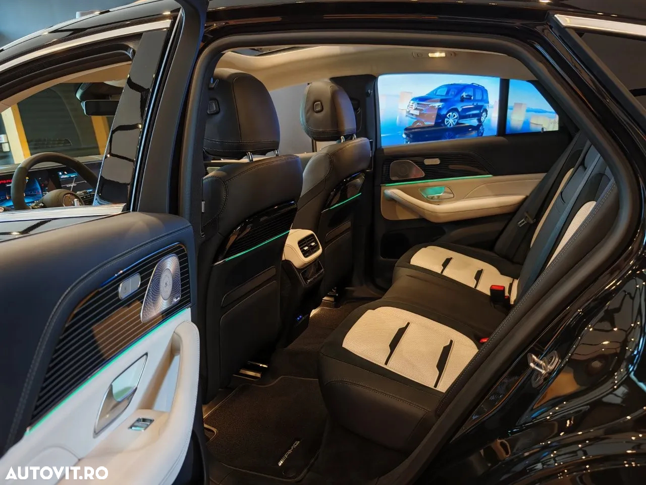 Mercedes-Benz GLE Coupe AMG 53 PHEV - 16