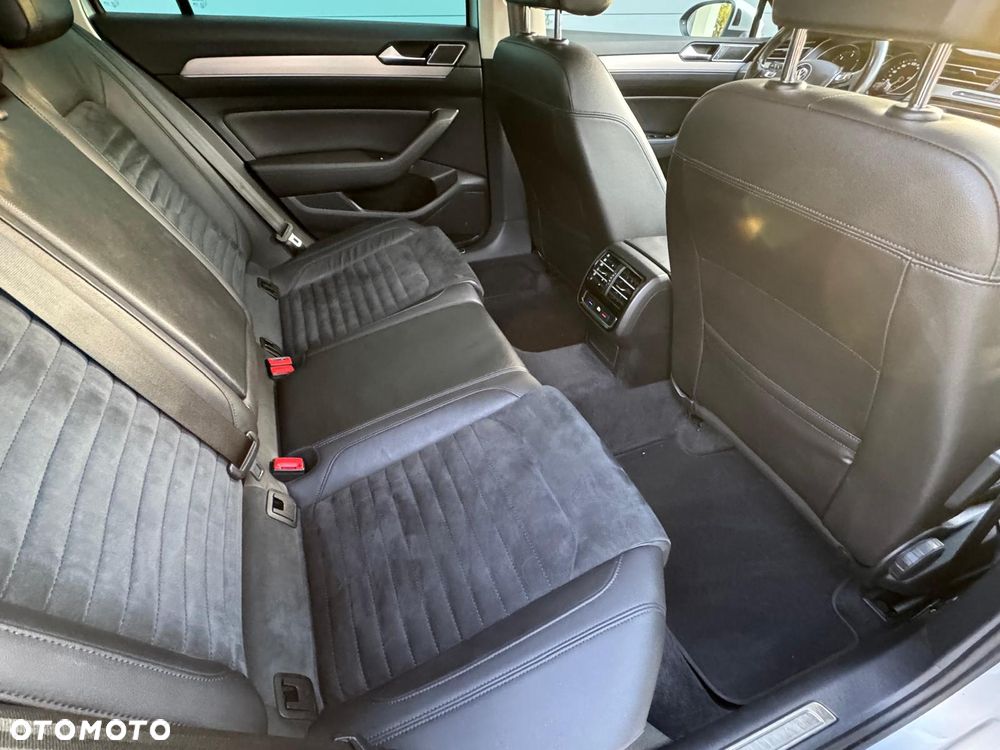 Volkswagen Passat 2.0 TDI BMT Highline DSG - 29