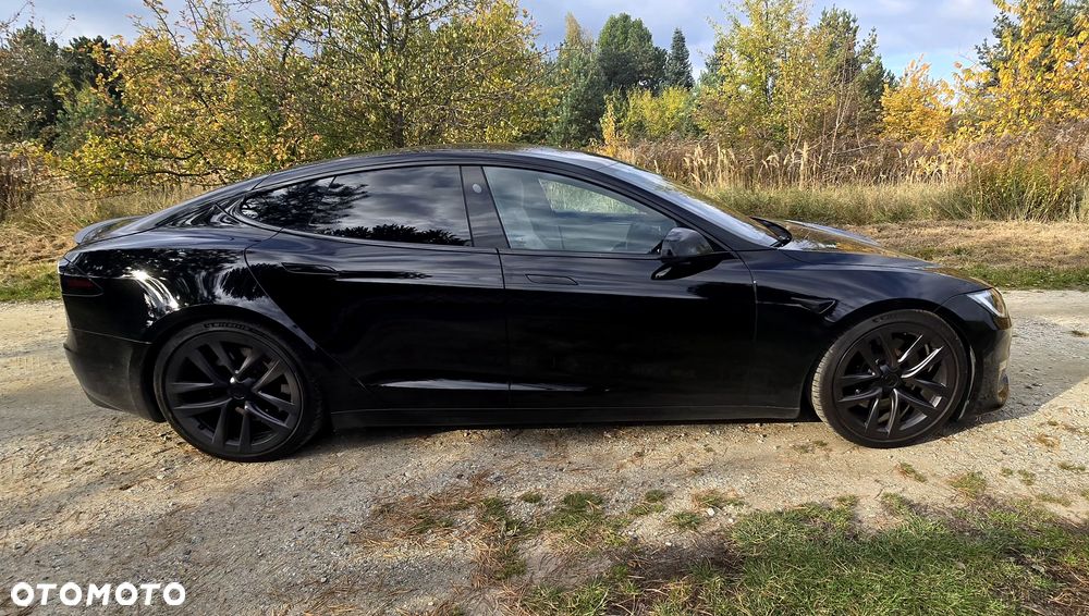 Tesla Model S Plaid - 8