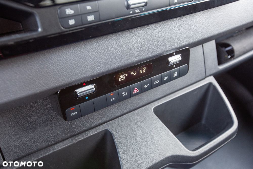 Mercedes-Benz Sprinter - 16