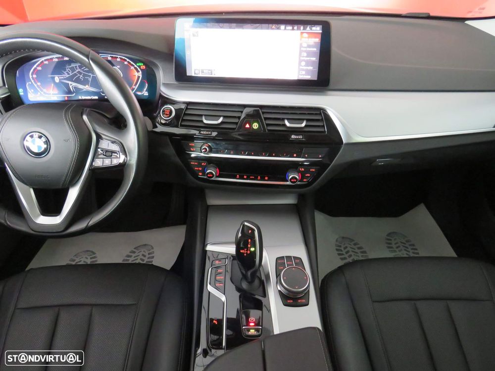 BMW 520 d Auto - 26