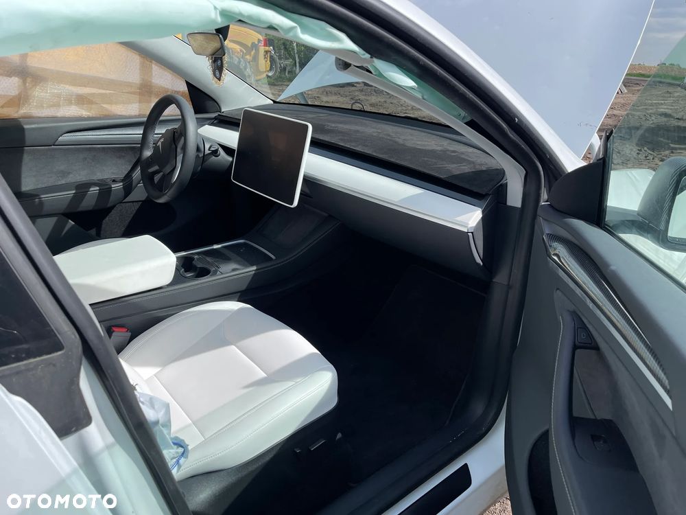 Tesla Model Y Long Range Dual Motor AWD - 20