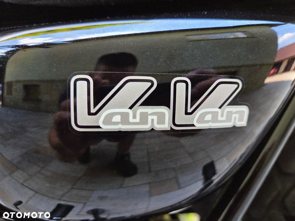 Suzuki RV - 13