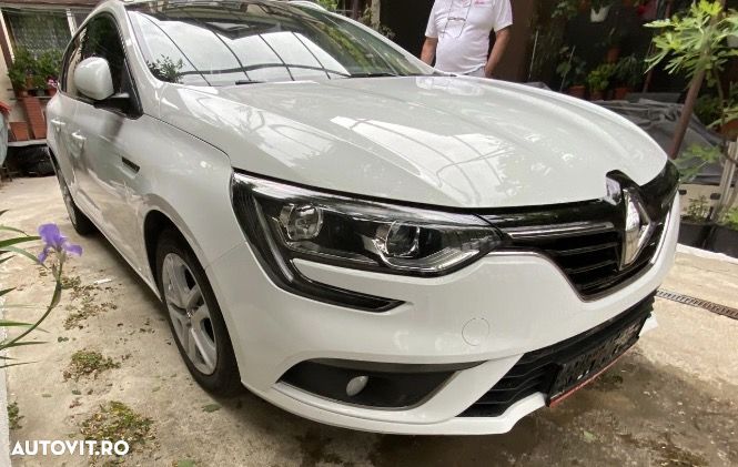 Renault Megane ENERGY dCi Intens - 11