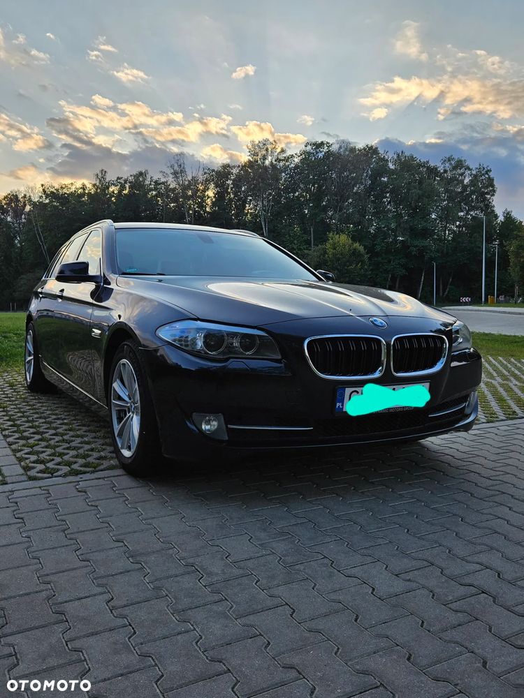 BMW Seria 5 520d Touring - 4